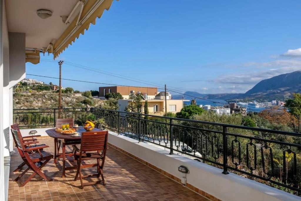 Bay View Apartment Chania  Екстер'єр фото